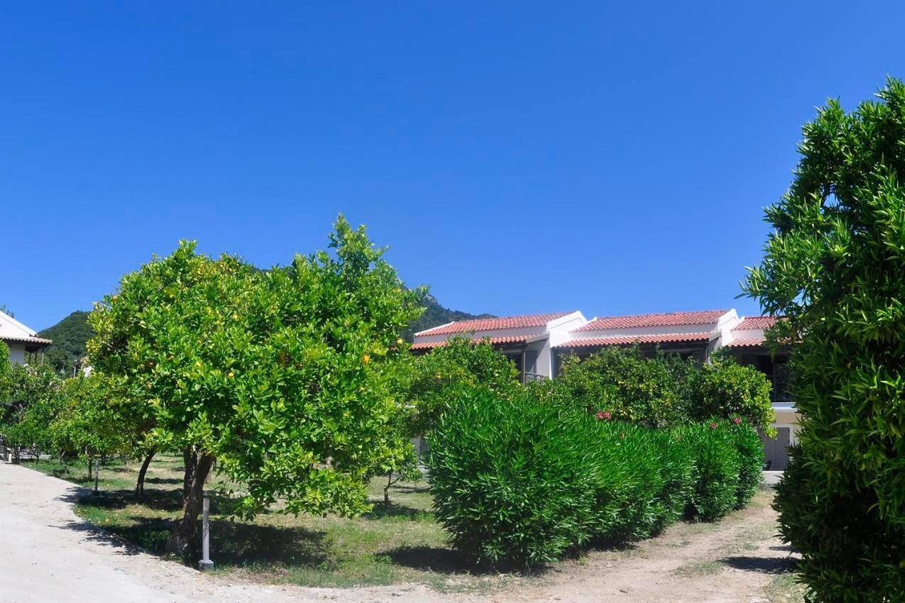 Orange Grove Suites Беницес Екстериор снимка