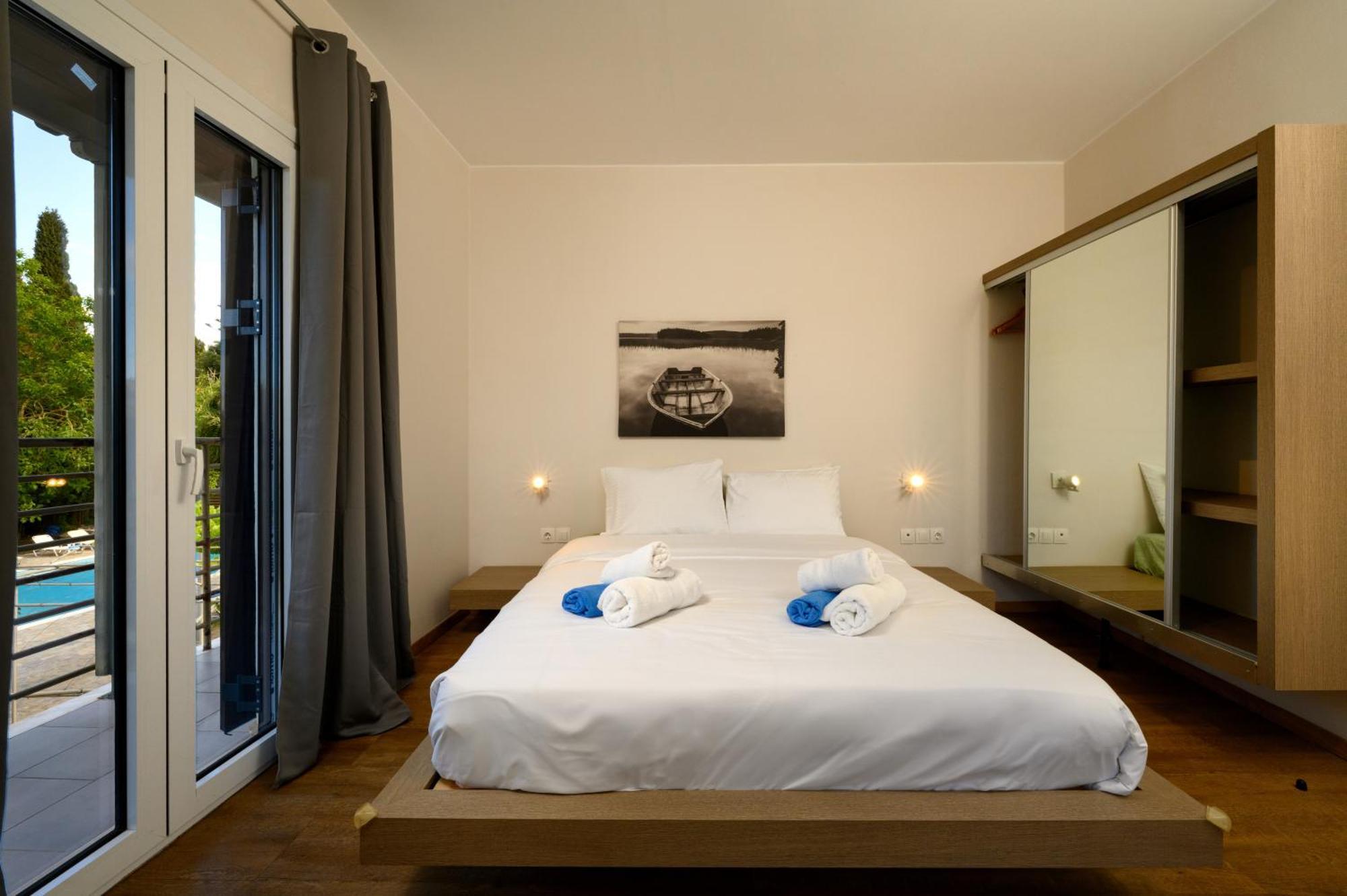 Orange Grove Suites Беницес Екстериор снимка